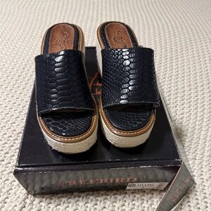 Freebird sandals